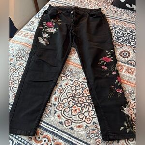 Floral Embroidered Black Jeans